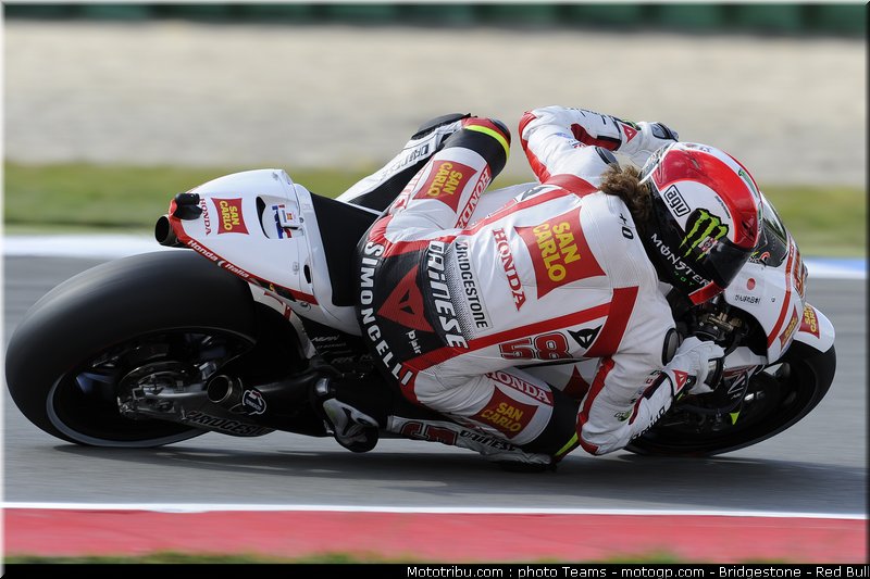 motogp_simoncelli_19_pays_bas_assen_2011