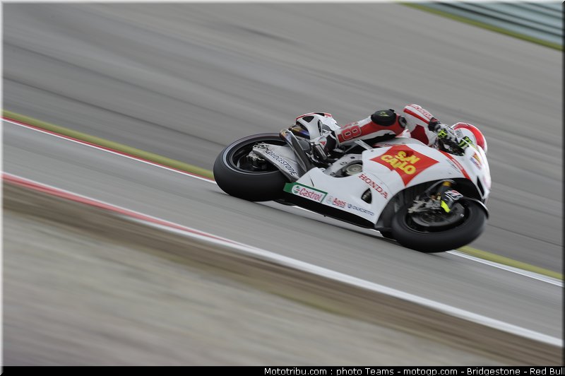 motogp_simoncelli_25_pays_bas_assen_2011