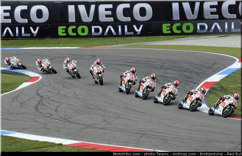 motogp_simoncelli_29_pays_bas_assen_2011