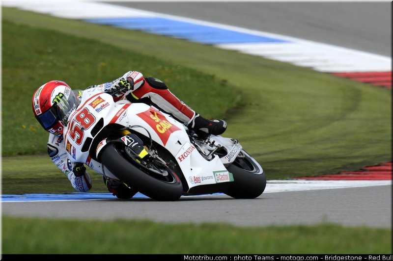 motogp_simoncelli_43_pays_bas_assen_2011