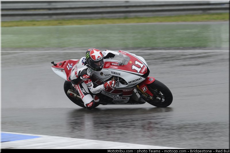 motogp_spies_12_pays_bas_assen_2011