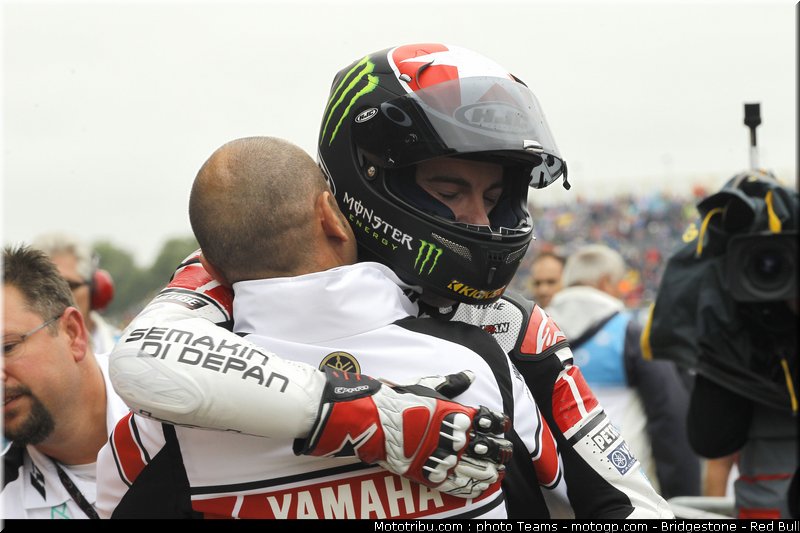 motogp_spies_18_pays_bas_assen_2011