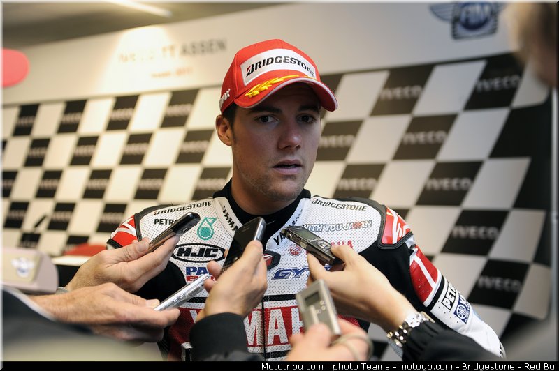 motogp_spies_27_pays_bas_assen_2011