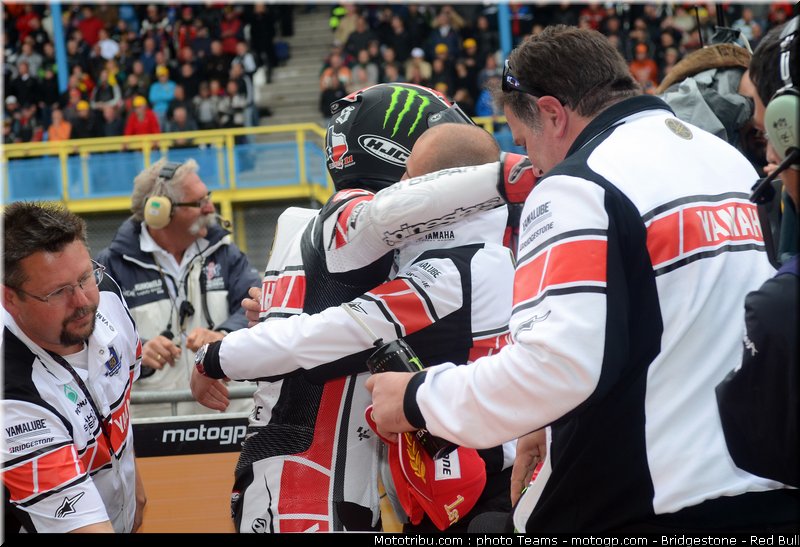 motogp_spies_28_pays_bas_assen_2011