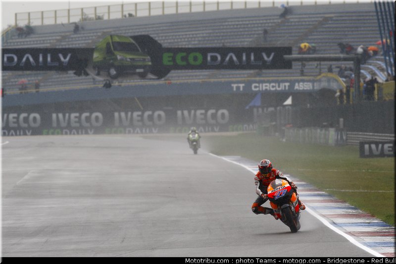 motogp_stoner_05_pays_bas_assen_2011