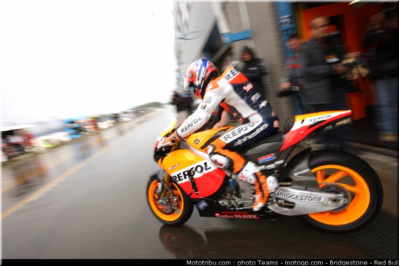 motogp_stoner_13_pays_bas_assen_2011
