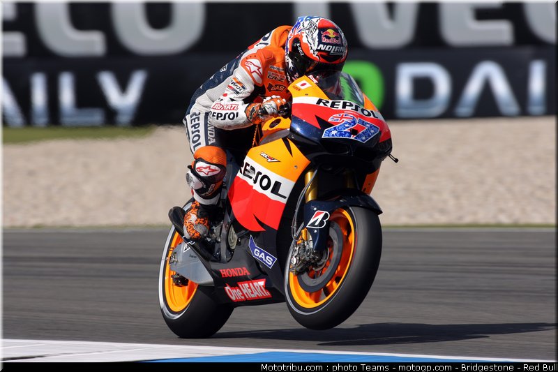 motogp_stoner_14_pays_bas_assen_2011