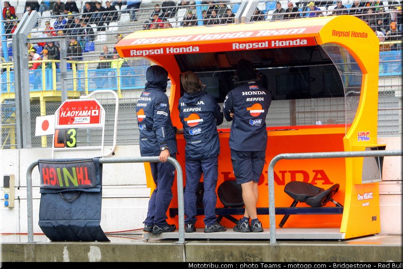 motogp_stoner_26_pays_bas_assen_2011