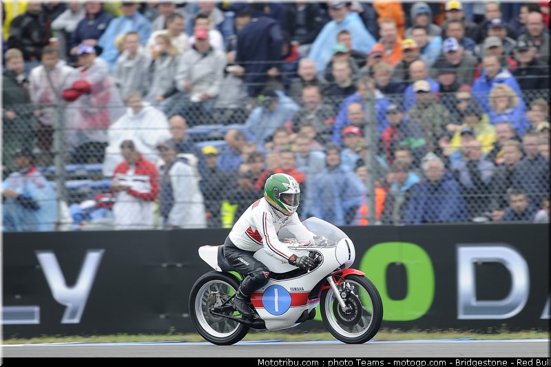 motogp_yamaha_cinquantenaire_16_pays_bas_assen_2011