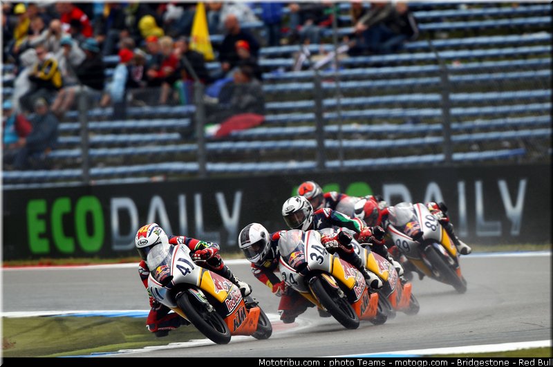 red_bull_rookies_cup_042_pays_bas_assen_2011