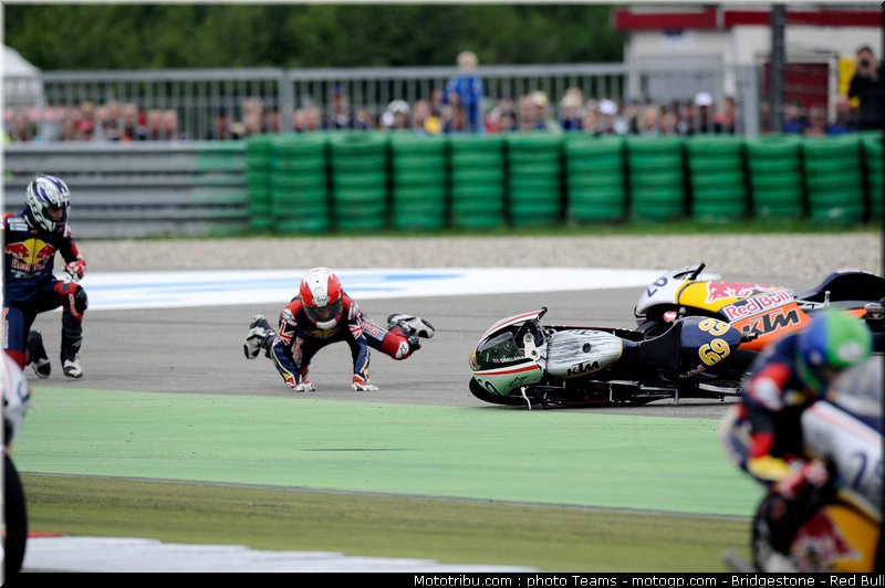 red_bull_rookies_cup_orellana_pays_bas_assen_2011