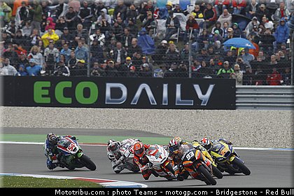 moto2_003_pays_bas_assen_2011.jpg