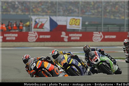 moto2_009_pays_bas_assen_2011.jpg