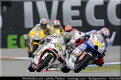 moto2_027_pays_bas_assen_2011.jpg