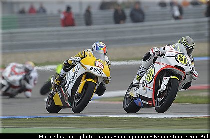 moto2_029_pays_bas_assen_2011.jpg