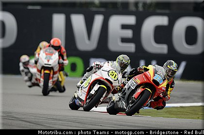 moto2_048_pays_bas_assen_2011.jpg
