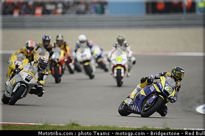 moto2_055_pays_bas_assen_2011.jpg