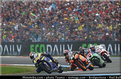moto2_060_pays_bas_assen_2011.jpg