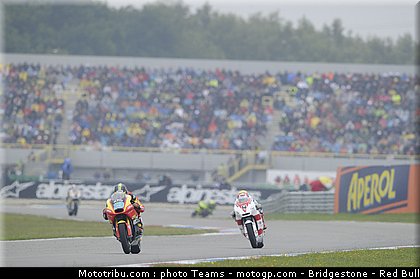 moto2_069_pays_bas_assen_2011.jpg
