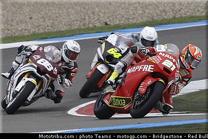 moto2_071_pays_bas_assen_2011.jpg