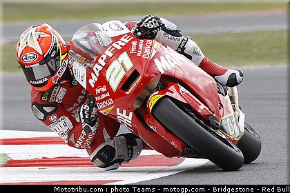 moto2_fores_11_pays_bas_assen_2011.jpg