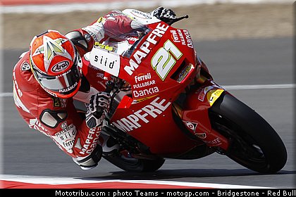 moto2_fores_12_pays_bas_assen_2011.jpg