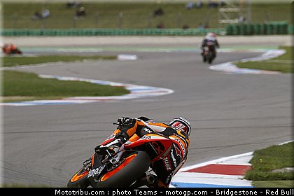 moto2_marquez_13_pays_bas_assen_2011.jpg