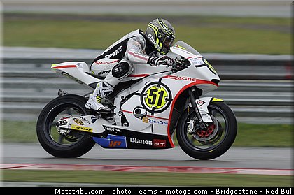 moto2_pirro_06_pays_bas_assen_2011.jpg