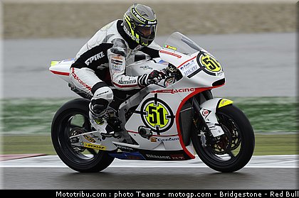moto2_pirro_08_pays_bas_assen_2011.jpg