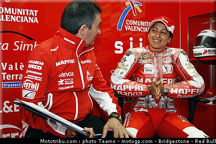 moto2_rosell_01_pays_bas_assen_2011.jpg