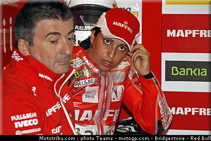 moto2_rosell_06_pays_bas_assen_2011.jpg