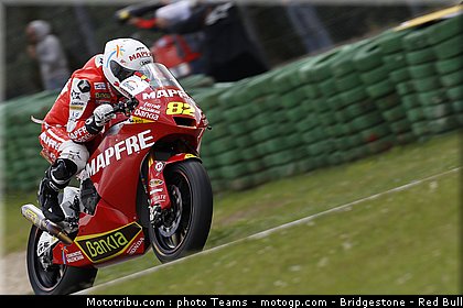 moto2_rosell_07_pays_bas_assen_2011.jpg