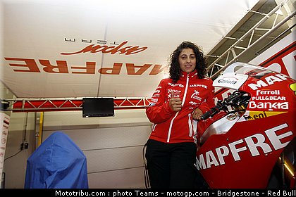 moto2_rosell_13_pays_bas_assen_2011.jpg