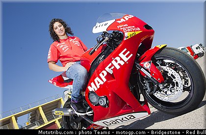 moto2_rosell_15_pays_bas_assen_2011.jpg