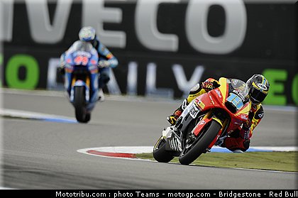 moto2_simeon_04_pays_bas_assen_2011.jpg