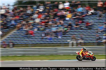 moto2_simeon_12_pays_bas_assen_2011.jpg