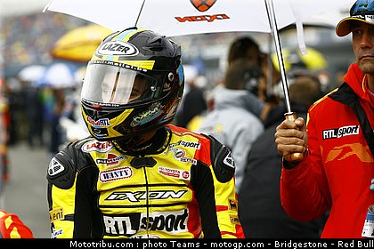 moto2_simeon_14_pays_bas_assen_2011.jpg