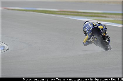 moto2_smith_15_pays_bas_assen_2011.jpg