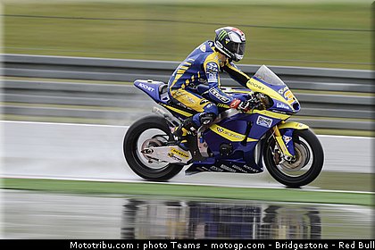 moto2_smith_17_pays_bas_assen_2011.jpg