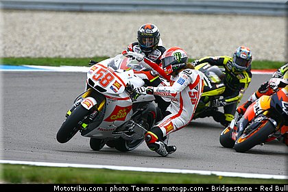 motogp_015_pays_bas_assen_2011.jpg
