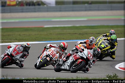 motogp_037_pays_bas_assen_2011.jpg