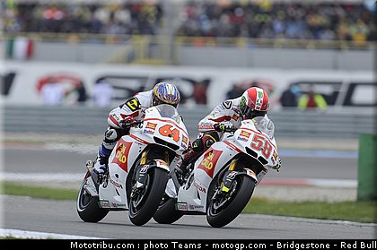 motogp_076_pays_bas_assen_2011.jpg