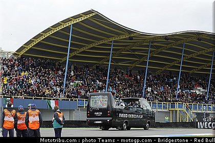 motogp_087_pays_bas_assen_2011.jpg