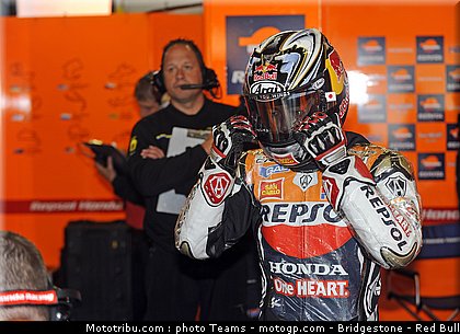 motogp_aoyama_05_pays_bas_assen_2011.jpg