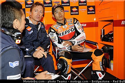 motogp_aoyama_07_pays_bas_assen_2011.jpg
