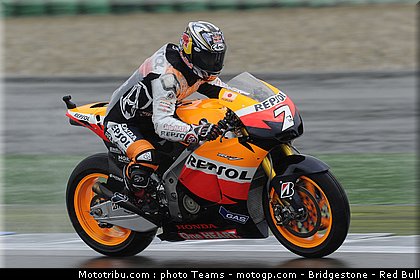 motogp_aoyama_10_pays_bas_assen_2011.jpg
