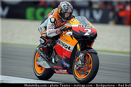 motogp_aoyama_37_pays_bas_assen_2011.jpg