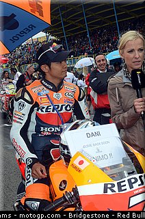 motogp_aoyama_41_pays_bas_assen_2011.jpg