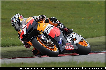 motogp_aoyama_43_pays_bas_assen_2011.jpg