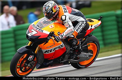 motogp_aoyama_45_pays_bas_assen_2011.jpg